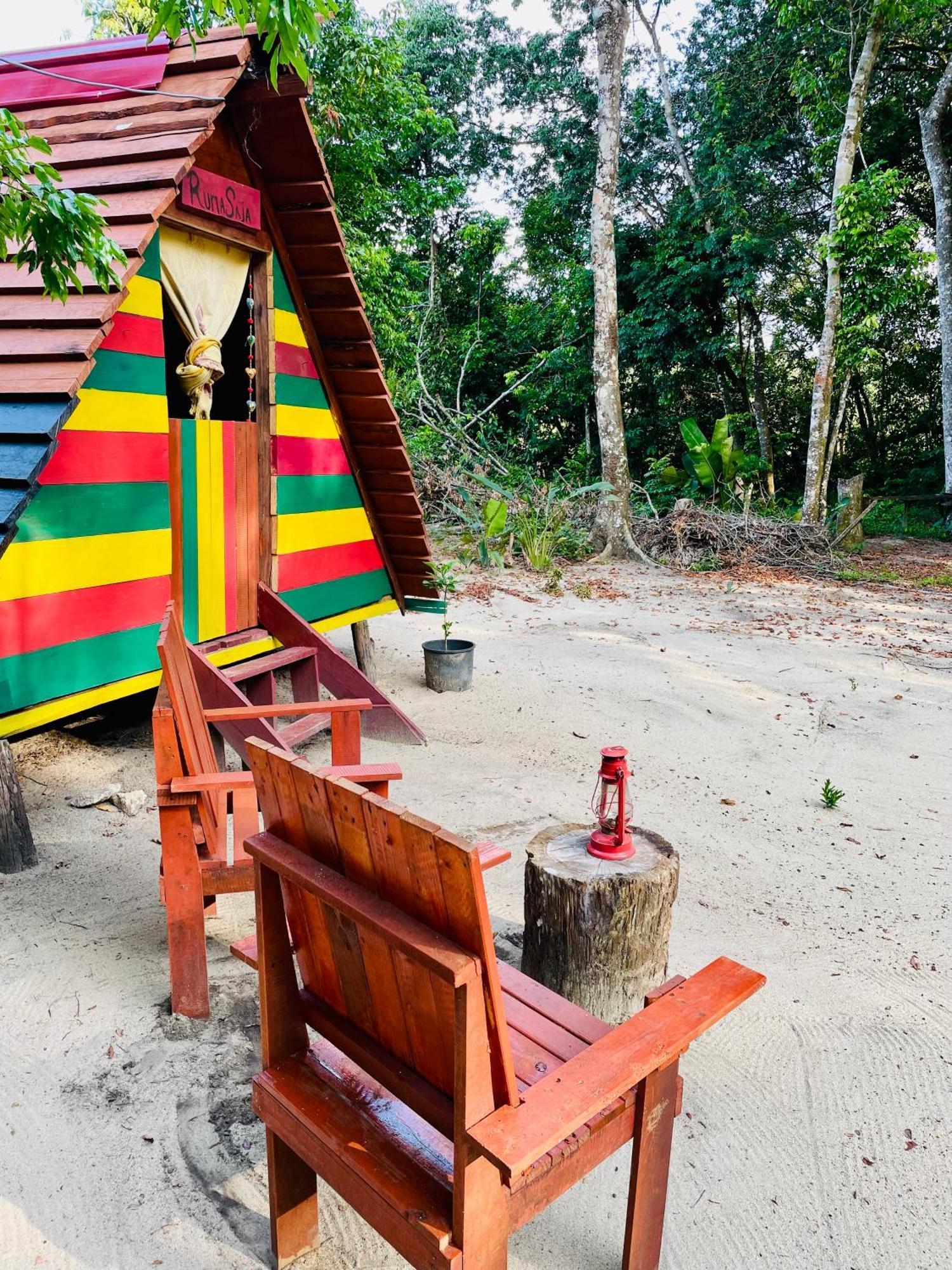 Land Of Promise - Reggae Bar & Eco Village Zanderij Esterno foto